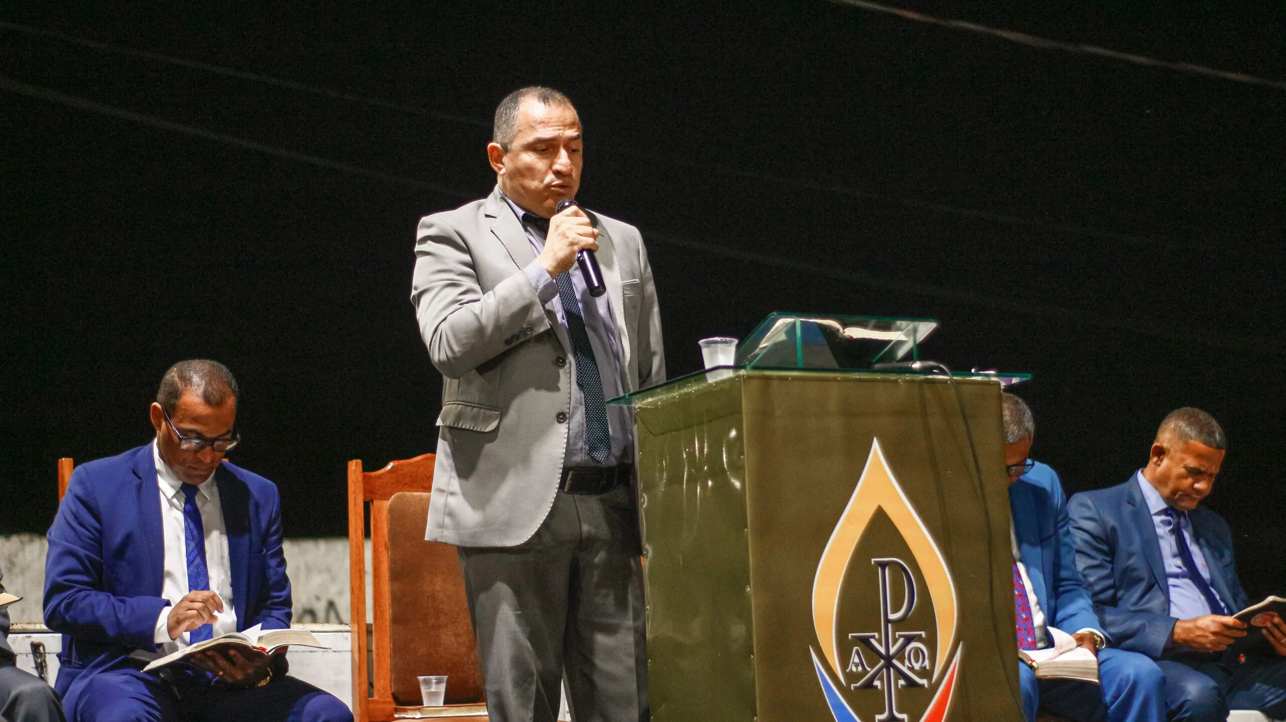 SEMADECP: Duas pessoas aceitam a Jesus na Cruzada Evangelística realizada pela Secretaria de Missões – Imagem: Anderson Siqueira/ADCOM