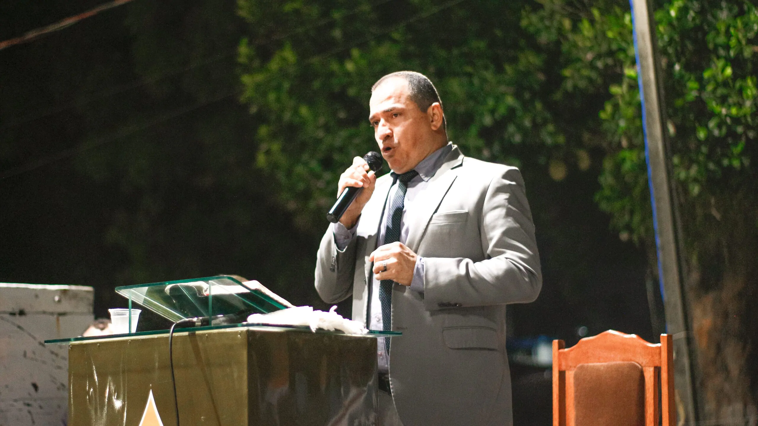 SEMADECP: Duas pessoas aceitam a Jesus na Cruzada Evangelística realizada pela Secretaria de Missões – Imagem: Anderson Siqueira/ADCOM