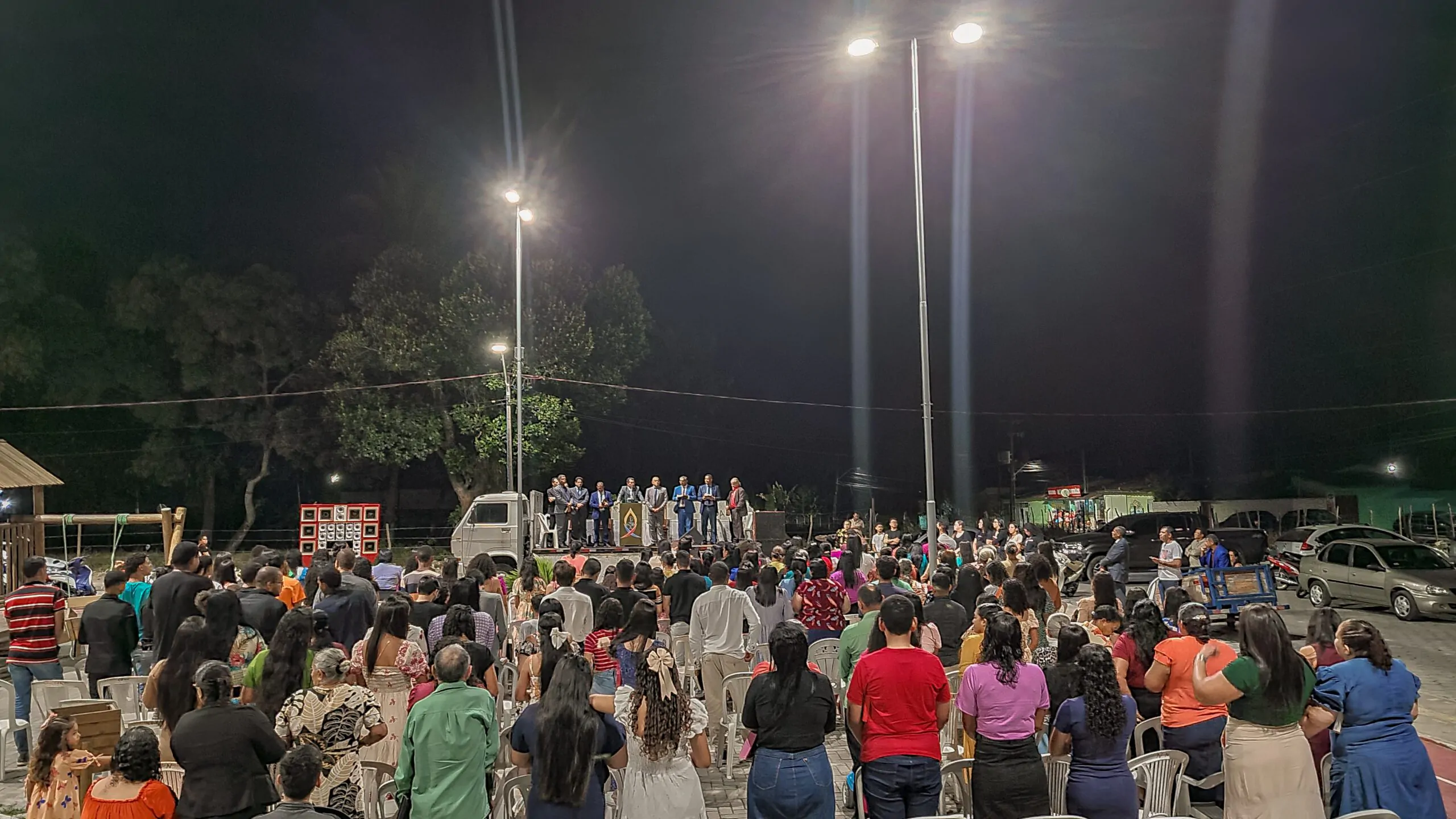 SEMADECP: Duas pessoas aceitam a Jesus na Cruzada Evangelística realizada pela Secretaria de Missões – Imagem: Anderson Siqueira/ADCOM