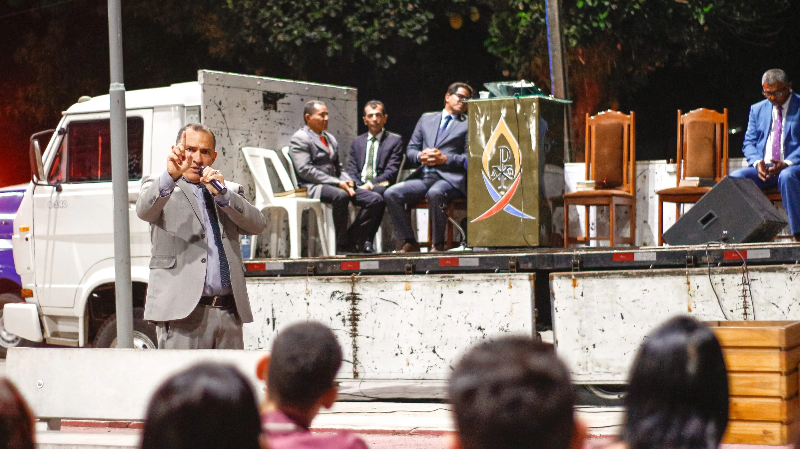 SEMADECP: Duas pessoas aceitam a Jesus na Cruzada Evangelística realizada pela Secretaria de Missões – Imagem: Anderson Siqueira/ADCOM