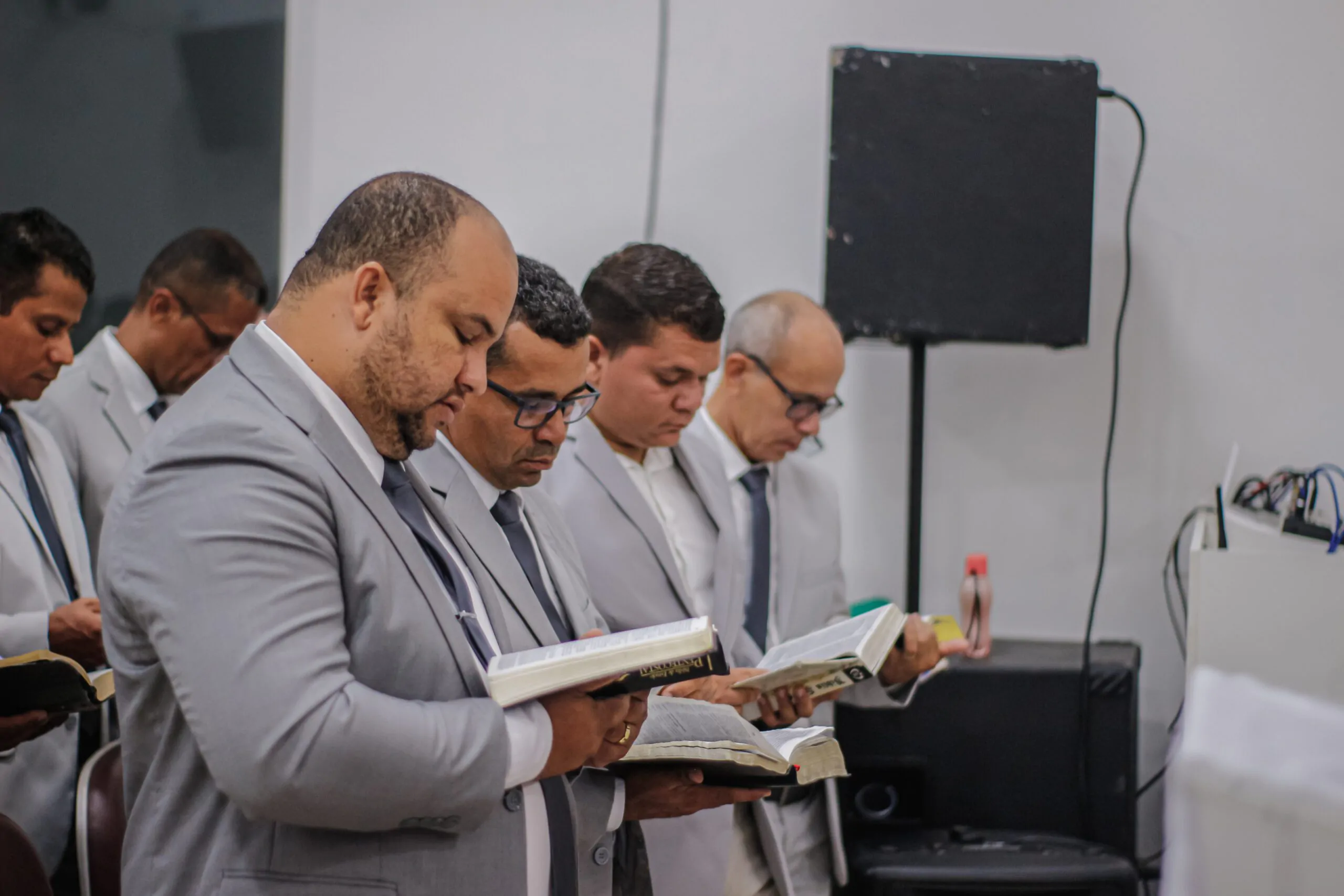 Pastor Cláudio prega sobre “como ser semelhante a Cristo” na última Santa Ceia de 2024 – Imagem: Anderson Siqueira/ADCOM
