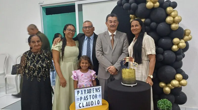 Congregação Imburi celebra os 55 anos do pastor Cláudio Lemos – Imagem: Eduarda dos Santos/ADCOM