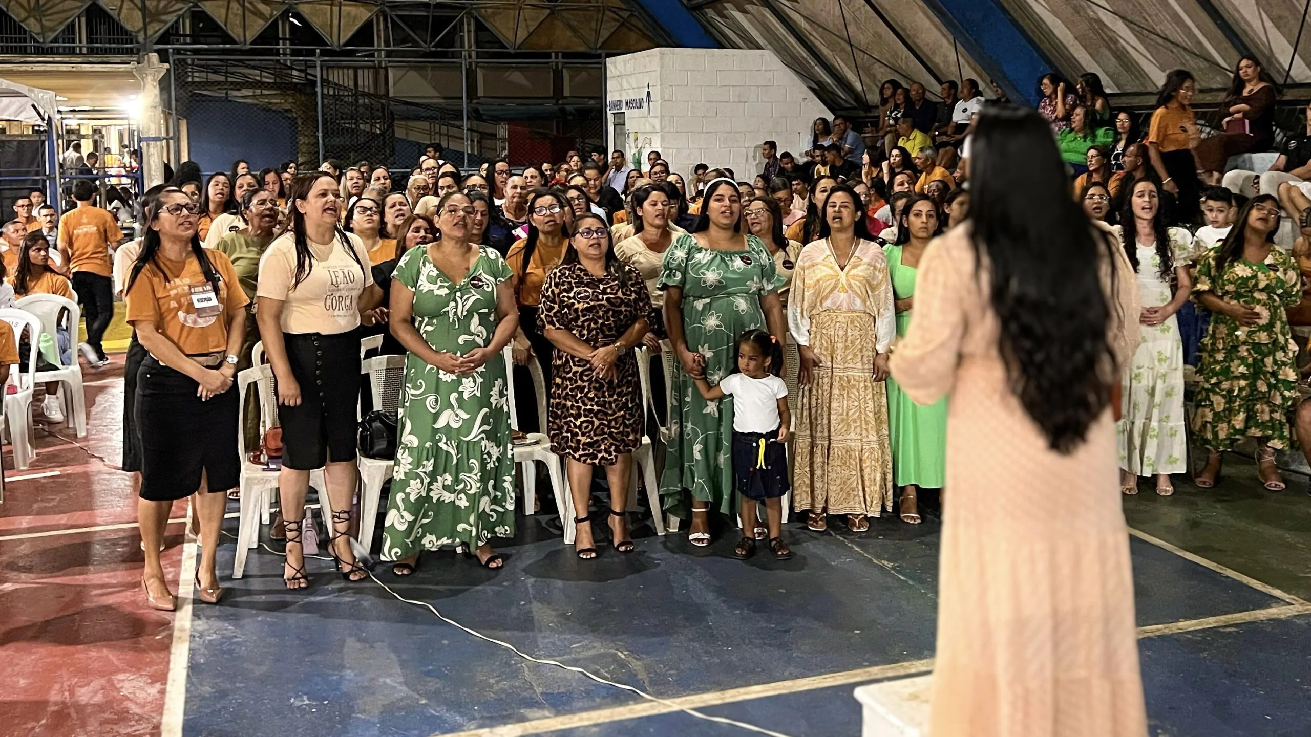 10 anos de Aviva Chã do Pilar: noite de adoração a Deus marca a abertura do evento – Imagem: Ruan Max/ADCOM