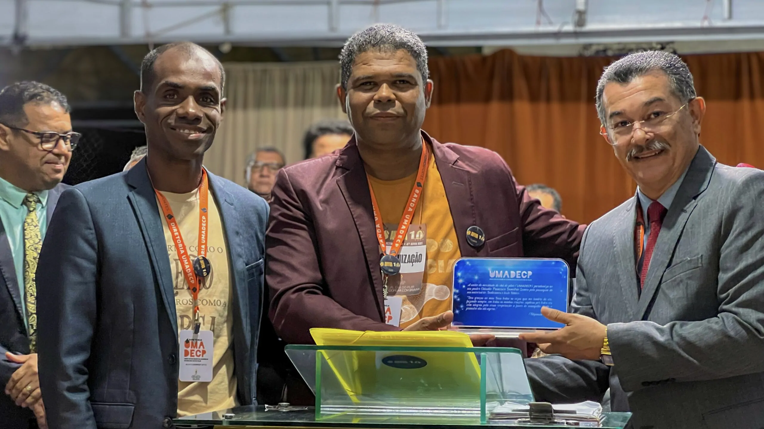 Centenas de pessoas acompanham o encerramento do 10° Aviva no CAIC - Imagem: Anderson Siqueira/ADCOM Centenas de pessoas acompanham o encerramento do 10° Aviva no CAIC - Imagem: Anderson Siqueira/ADCOM