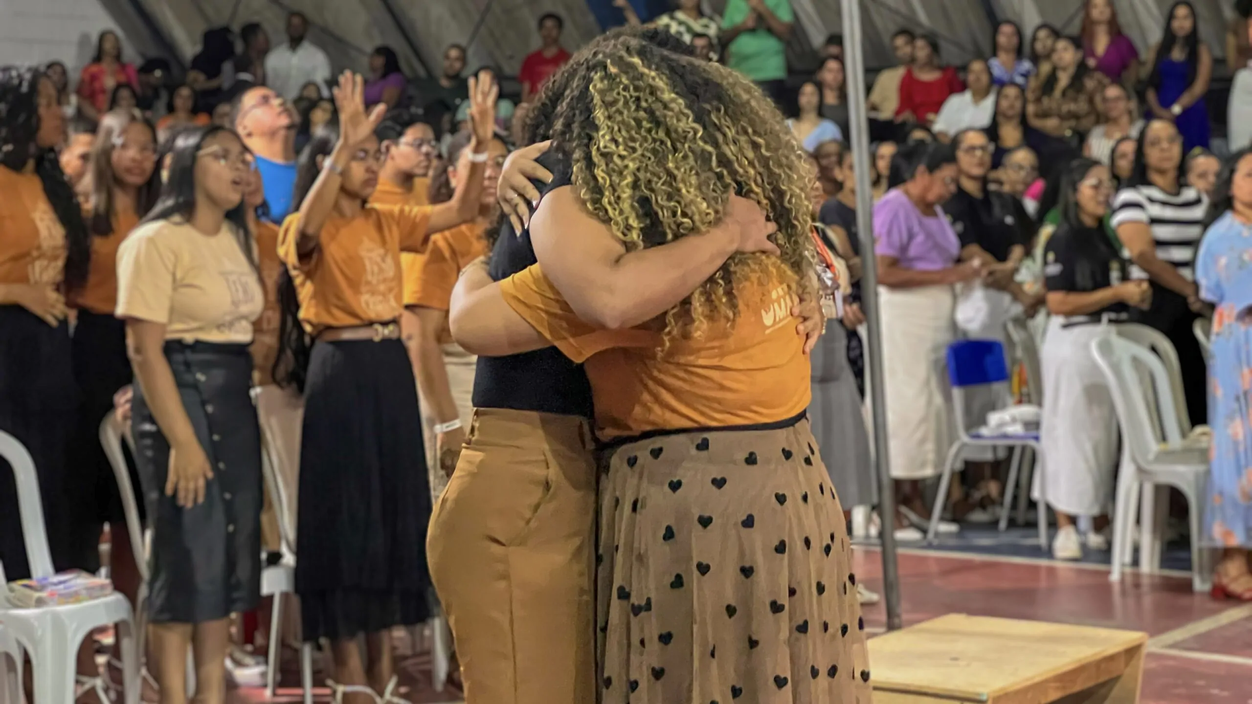 Centenas de pessoas acompanham o encerramento do 10° Aviva no CAIC - Imagem: Anderson Siqueira/ADCOM Centenas de pessoas acompanham o encerramento do 10° Aviva no CAIC - Imagem: Anderson Siqueira/ADCOM