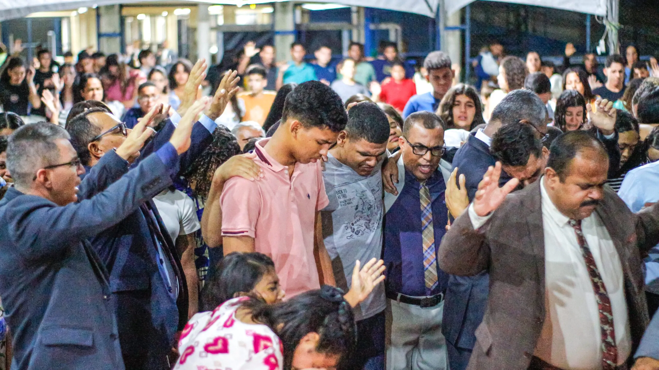 Noite de salvação e renovo marca o segundo dia do 10° Aviva Chã do Pilar - Imagem: Iasmin Oliveira/ADCOM