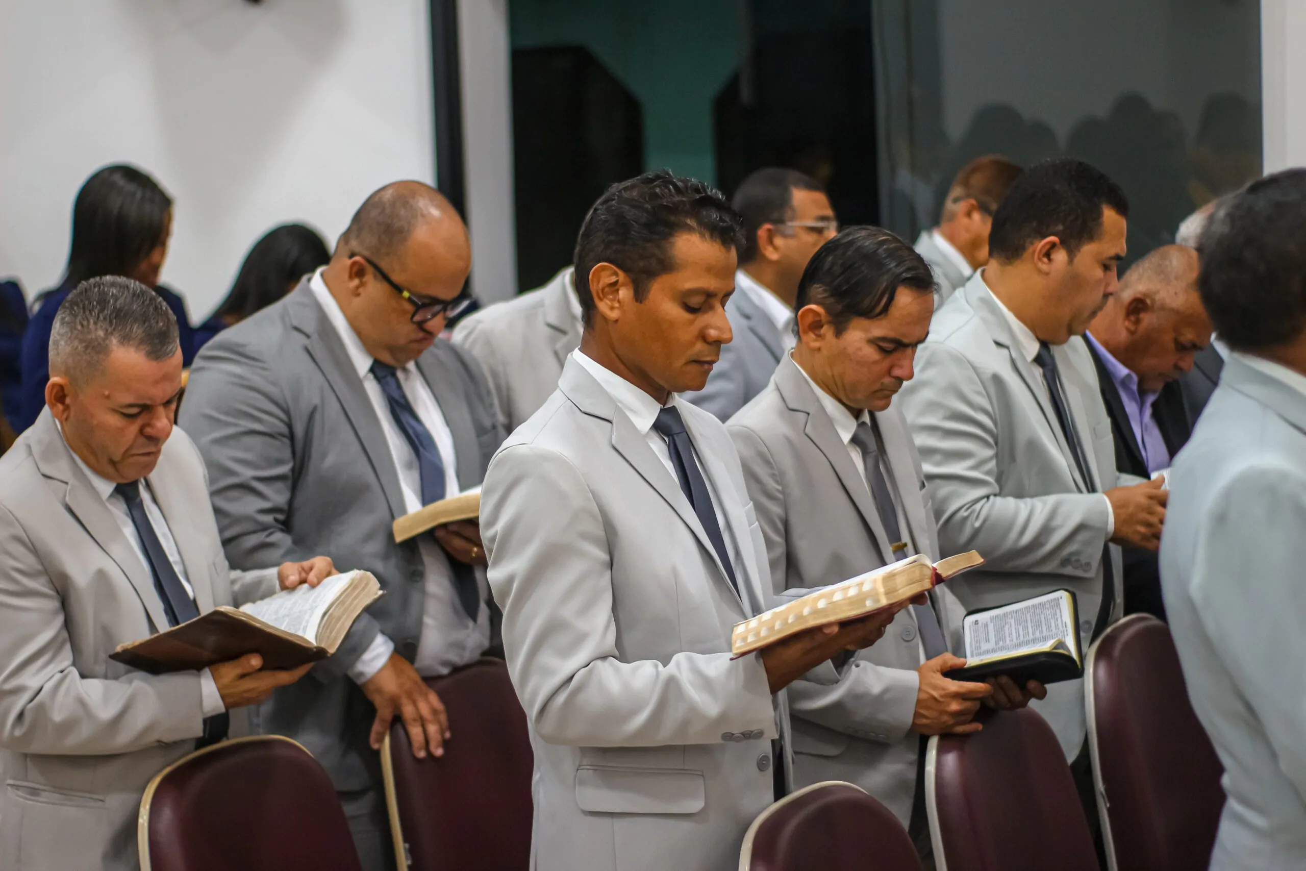 Pastor Pedro Idalino ministra na Santa Ceia de junho da AD Chã do Pilar – Imagem: Anderson Siqueira/ADCOM