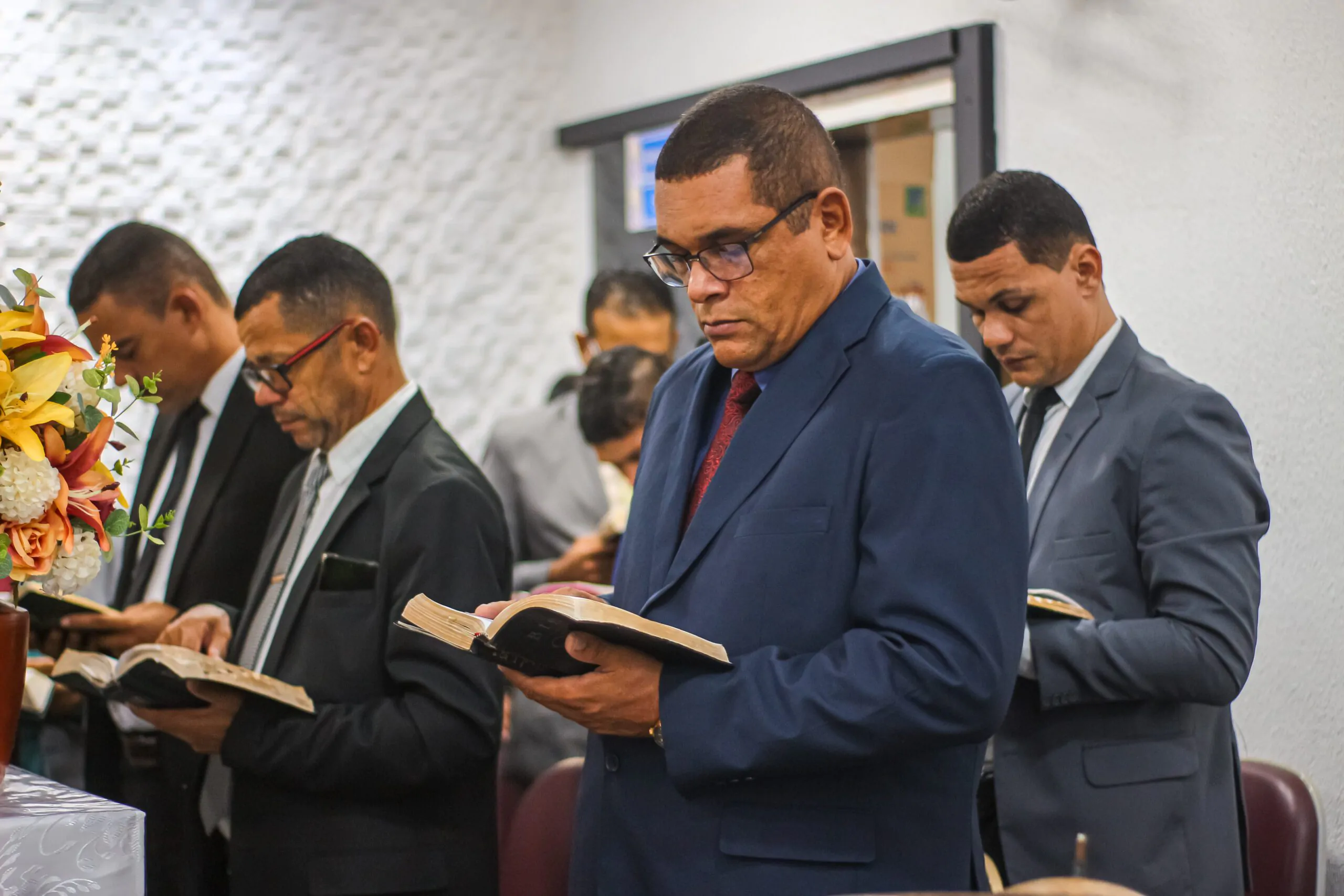 Pastor Pedro Idalino ministra na Santa Ceia de junho da AD Chã do Pilar – Imagem: Anderson Siqueira/ADCOM