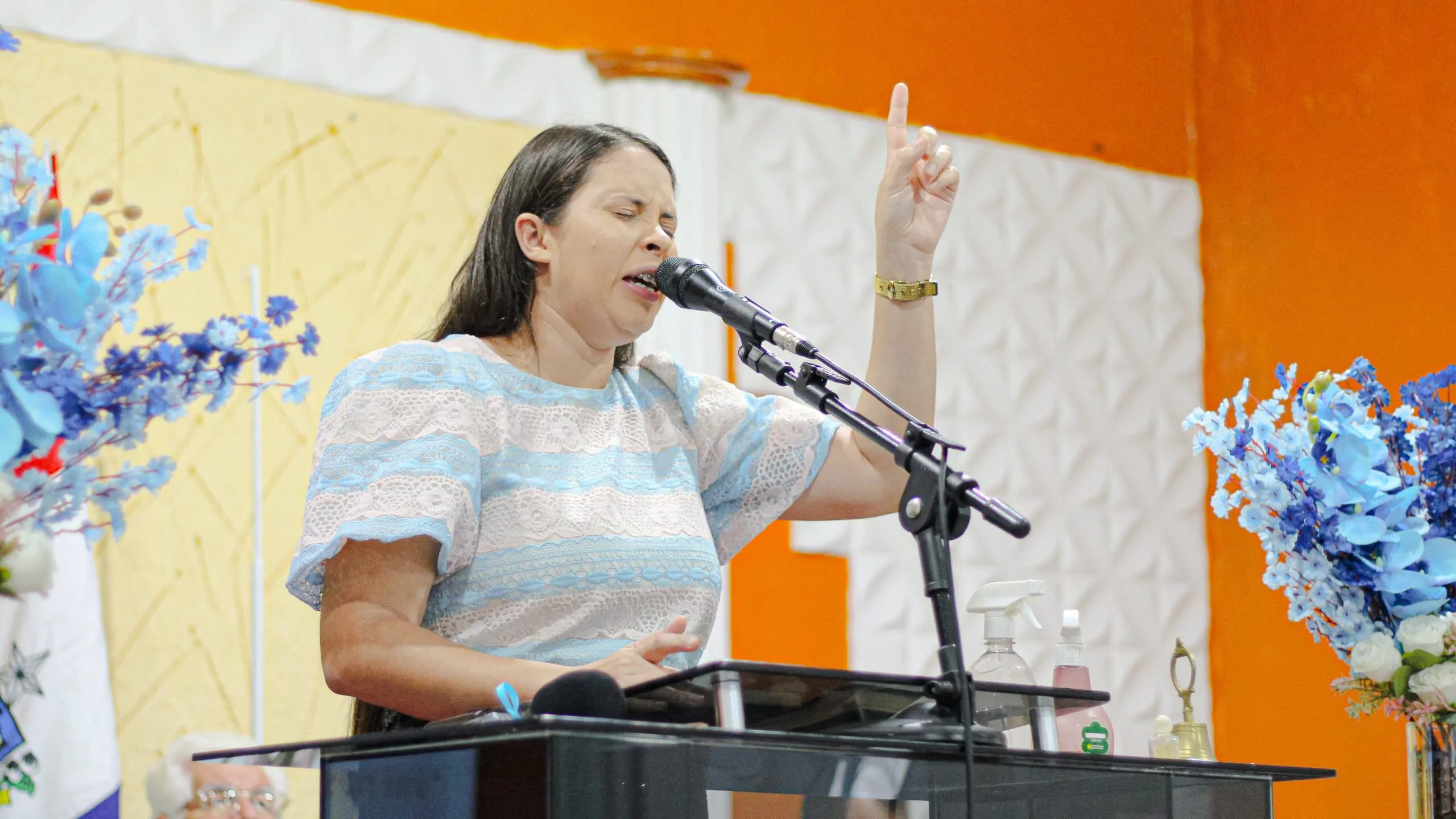 18 anos do departamento de senhoras, círculo de oração, consagração e visitadoras da congregação Manguaba - Imagem: Adimael Siqueira/ADCOM