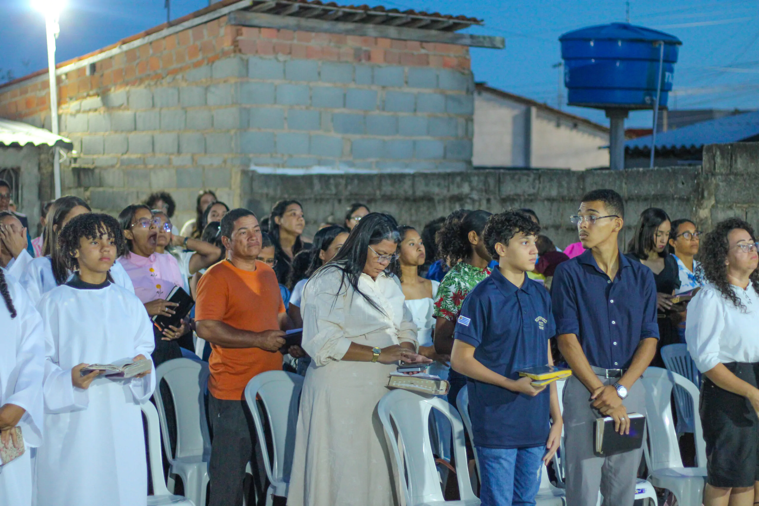 Assembleia de Deus em Chã do Pilar realiza batismo, Santa Ceia e ordenação de diáconos – Imagem: Nataniely Nogueira/ADCOM